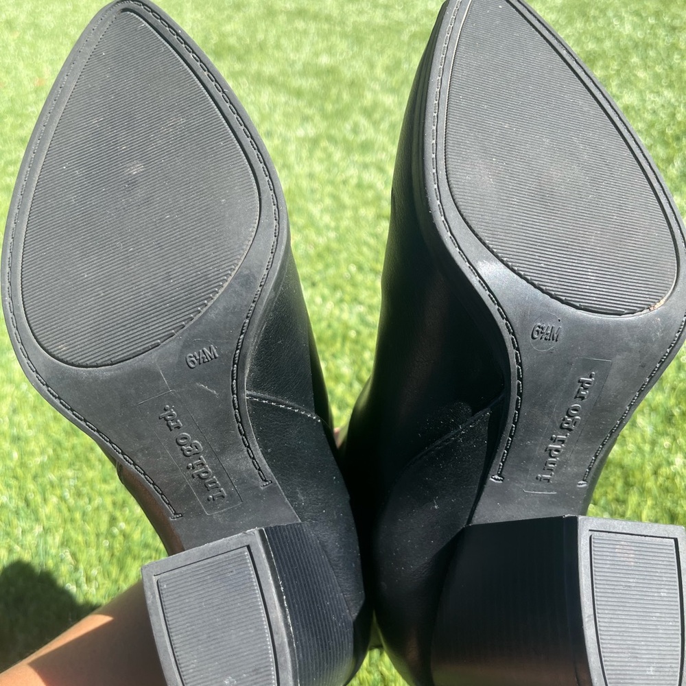 Indigo Onita Black Ankle Boots Like New/Size 6.5 M/Excellent Condtion - Picture 3 of 5